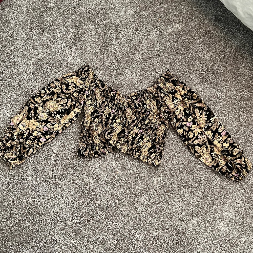 Free people criss cross long sleeve crop top